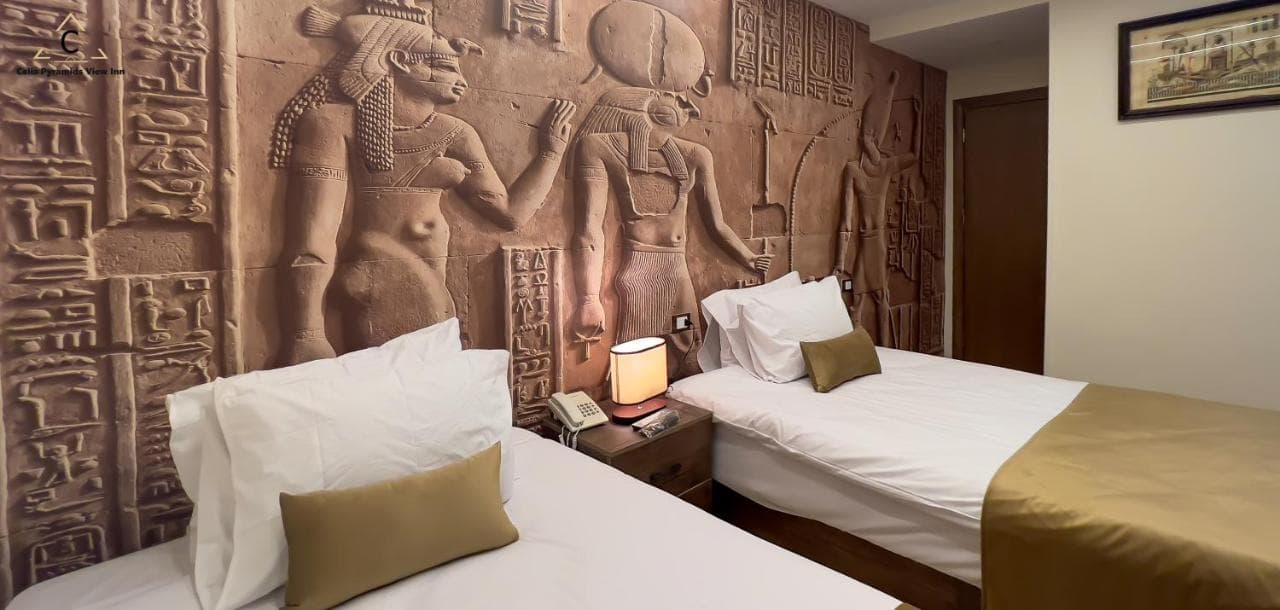 Celia Pyramids View inn