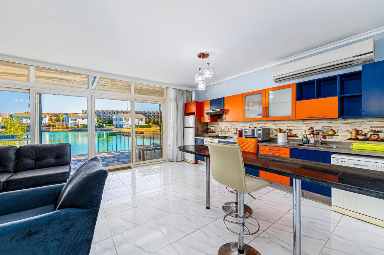 Hurghada Airport Sea Side Villa B&B