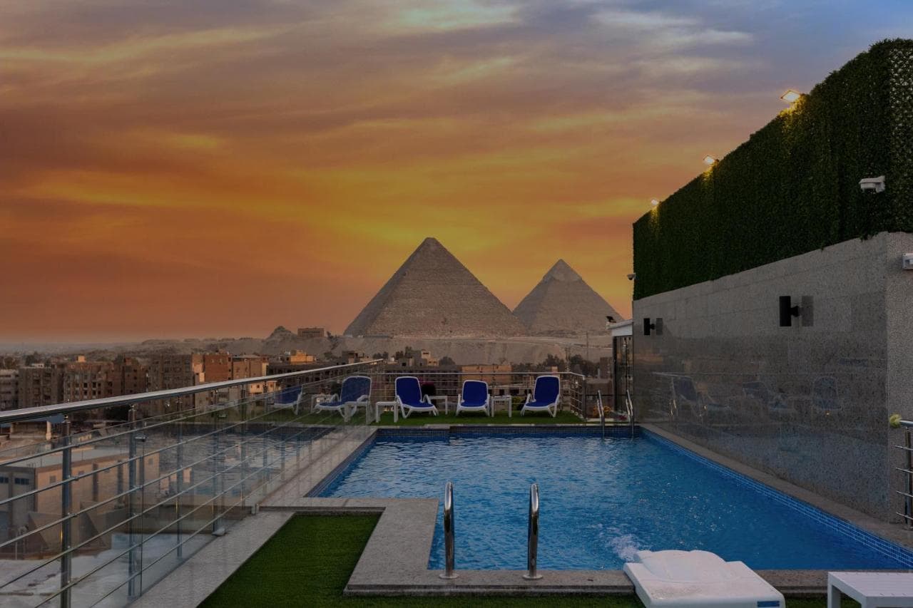 Pyramids Yard Hotel