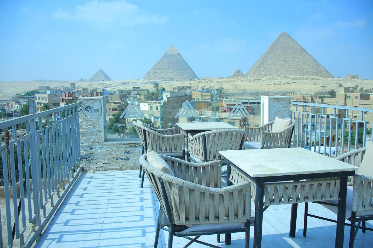 Pyramids zh inn