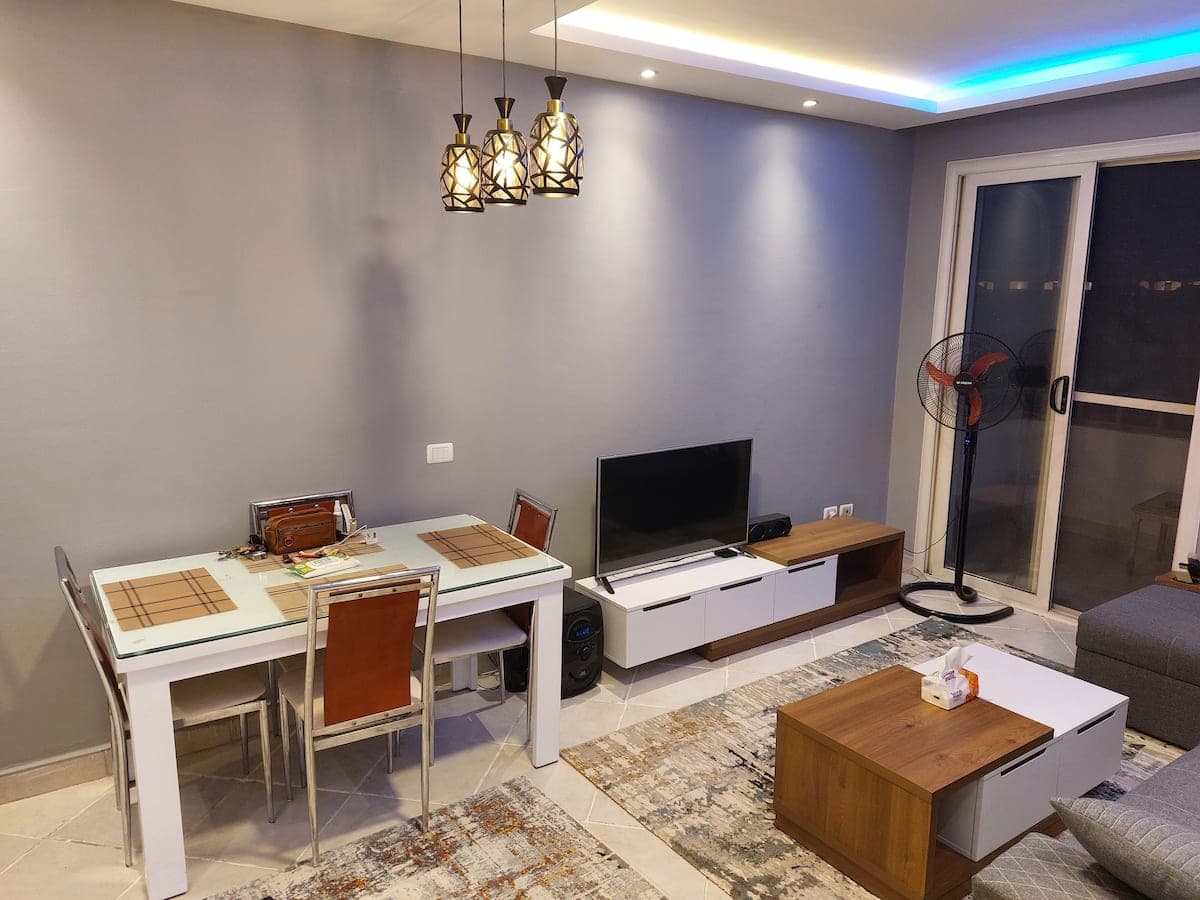 cosy one bedroom in a flat fully modern furnished