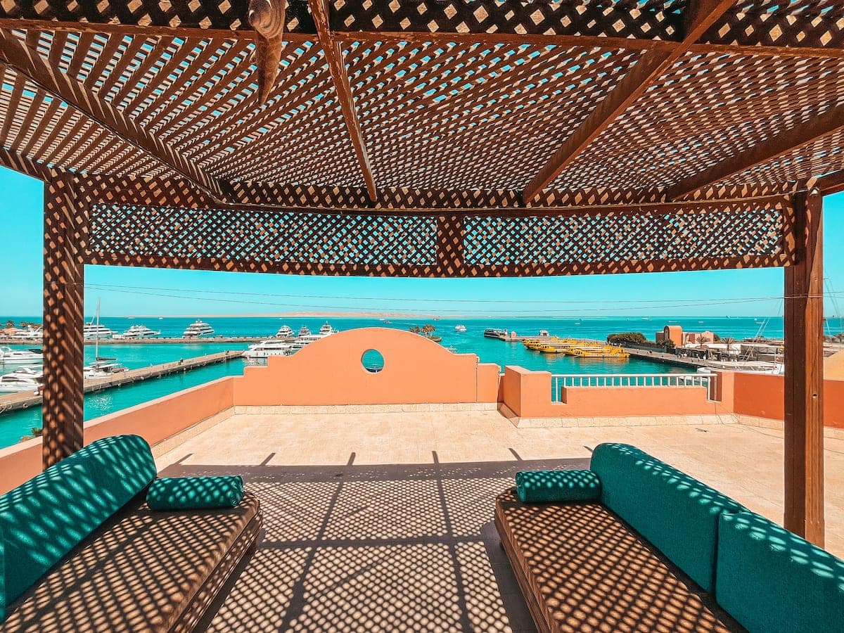 Lux 1BRApt w. 180°Marina/SeaView
